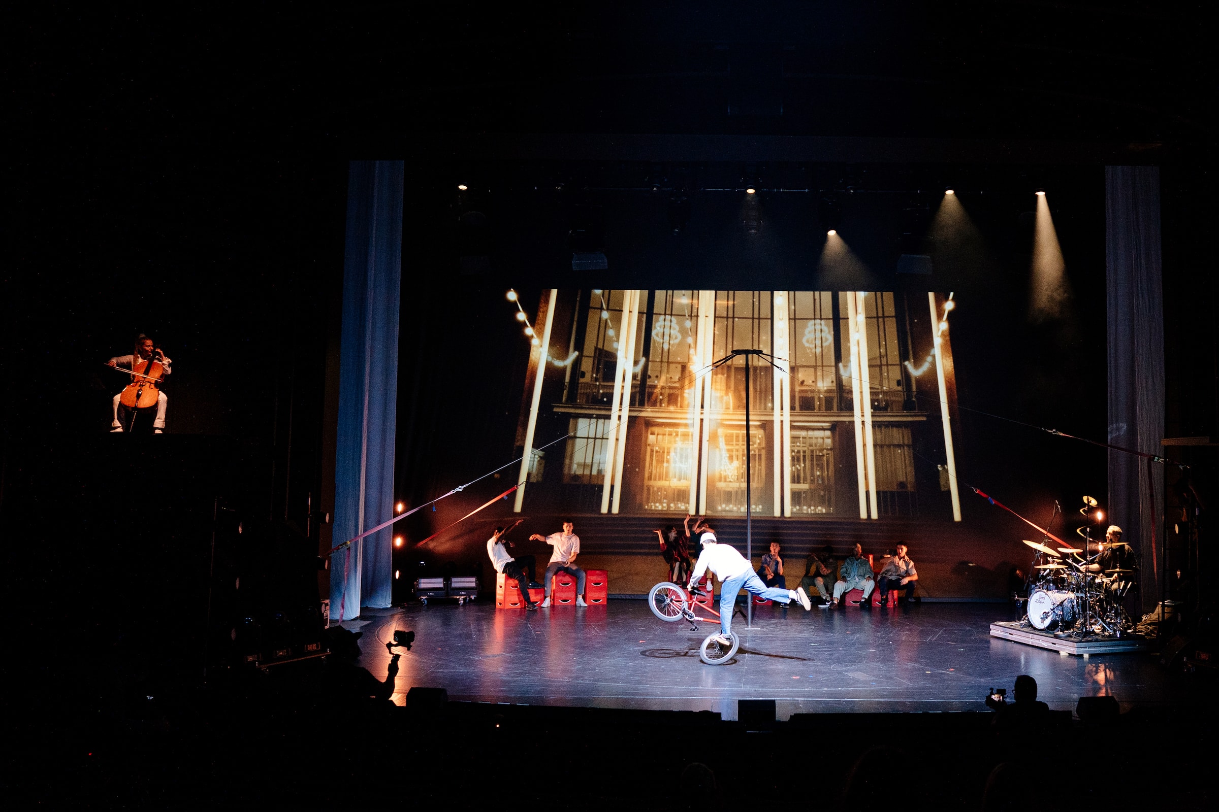 Urbanatix HOME - On Stage im Schauspielhaus Bochum (Foto: © Tim Kramer)