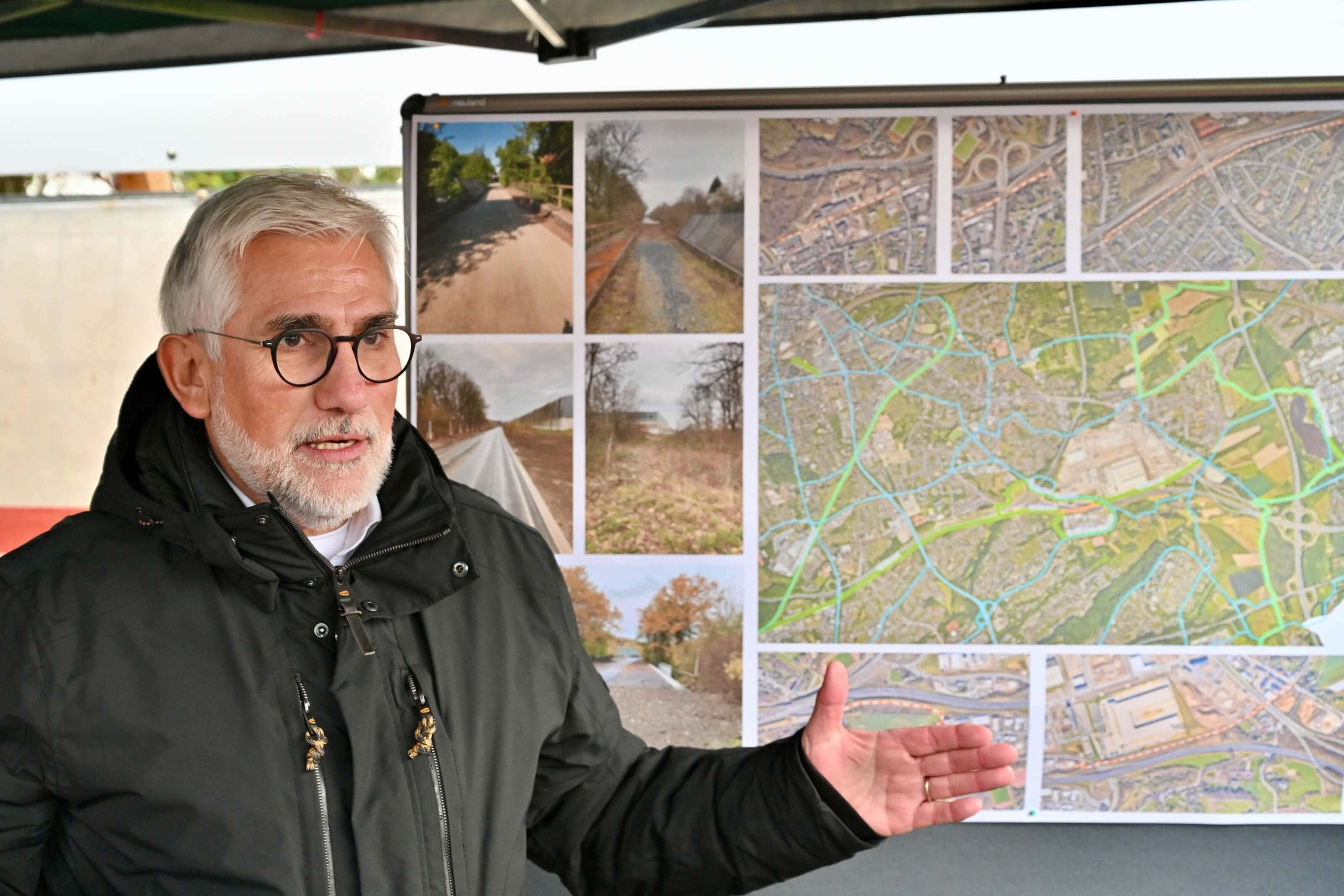 Oberb&uuml;rgermeister J&ouml;rg Lukat bei der Einweihung der Opeltrasse Bochum