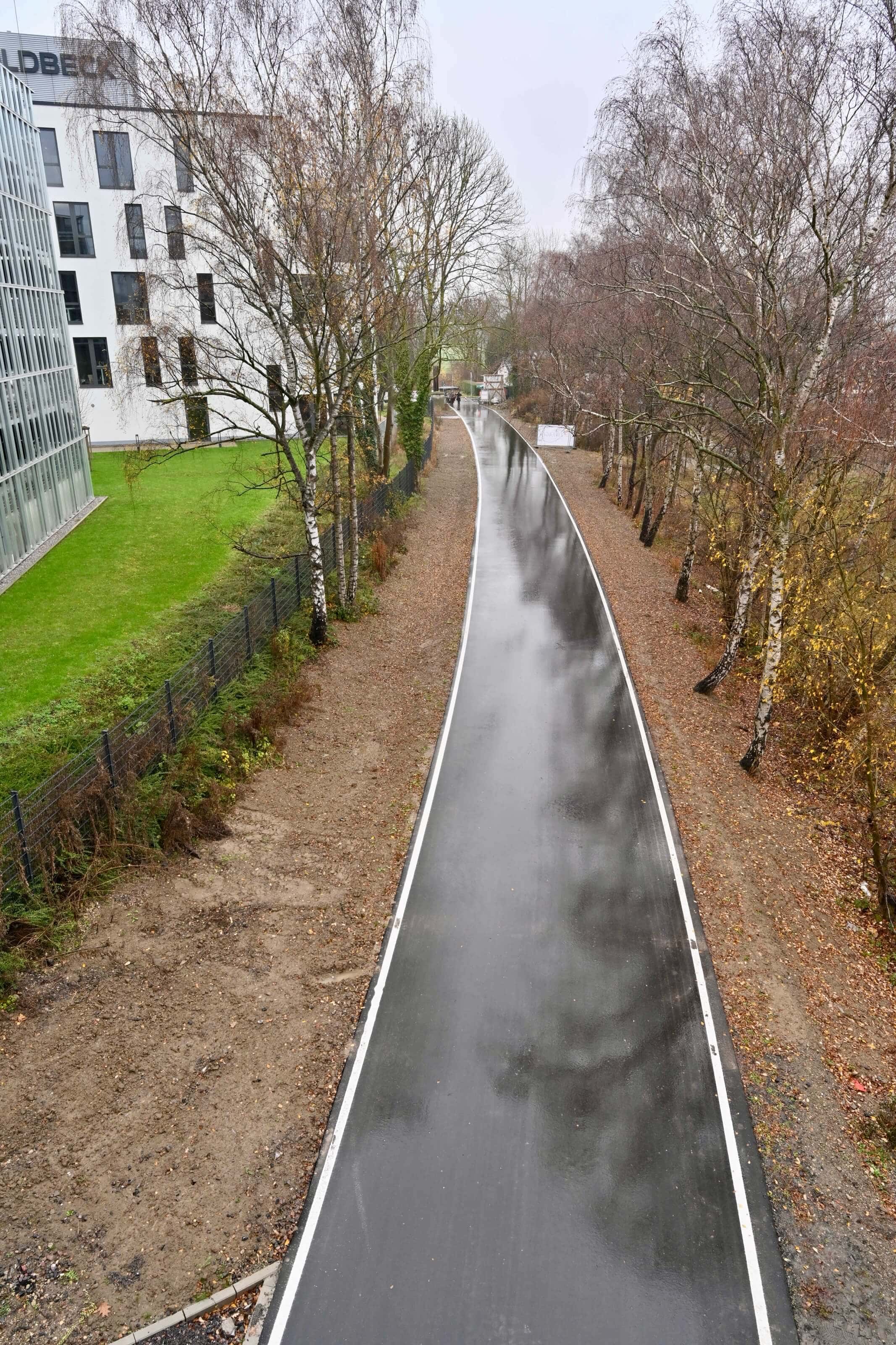 Blick auf die Opeltrasse