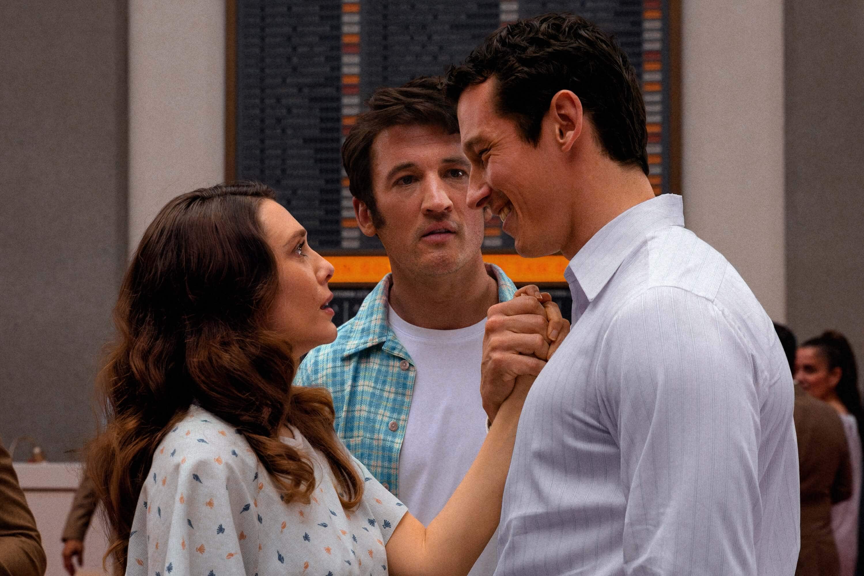 Eternity (Filmszene): Joan (Elizabeth Olsen), Larry (Miles Teller) und Luke (Callum Turner)_08326_R11 2