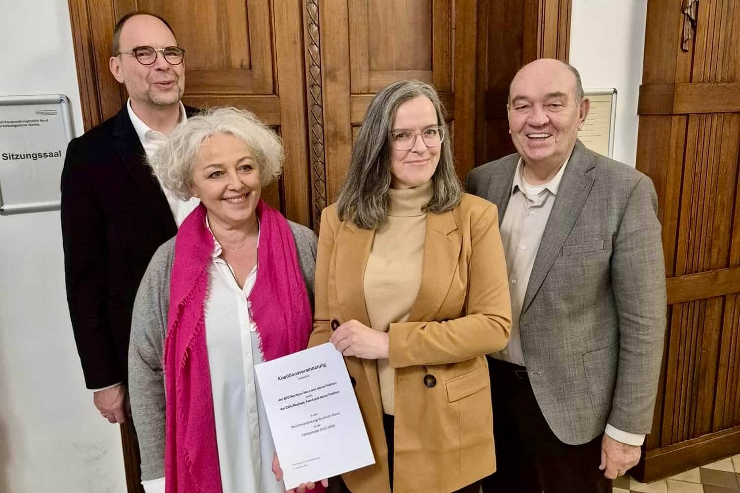 Koalitionsvertrag Bochum-Nord 2025 (SPD und CDU): v.l.n.r. Andreas Konze, Snezana Curuvija, Dr. Katja Schröder, Roland Mitschke