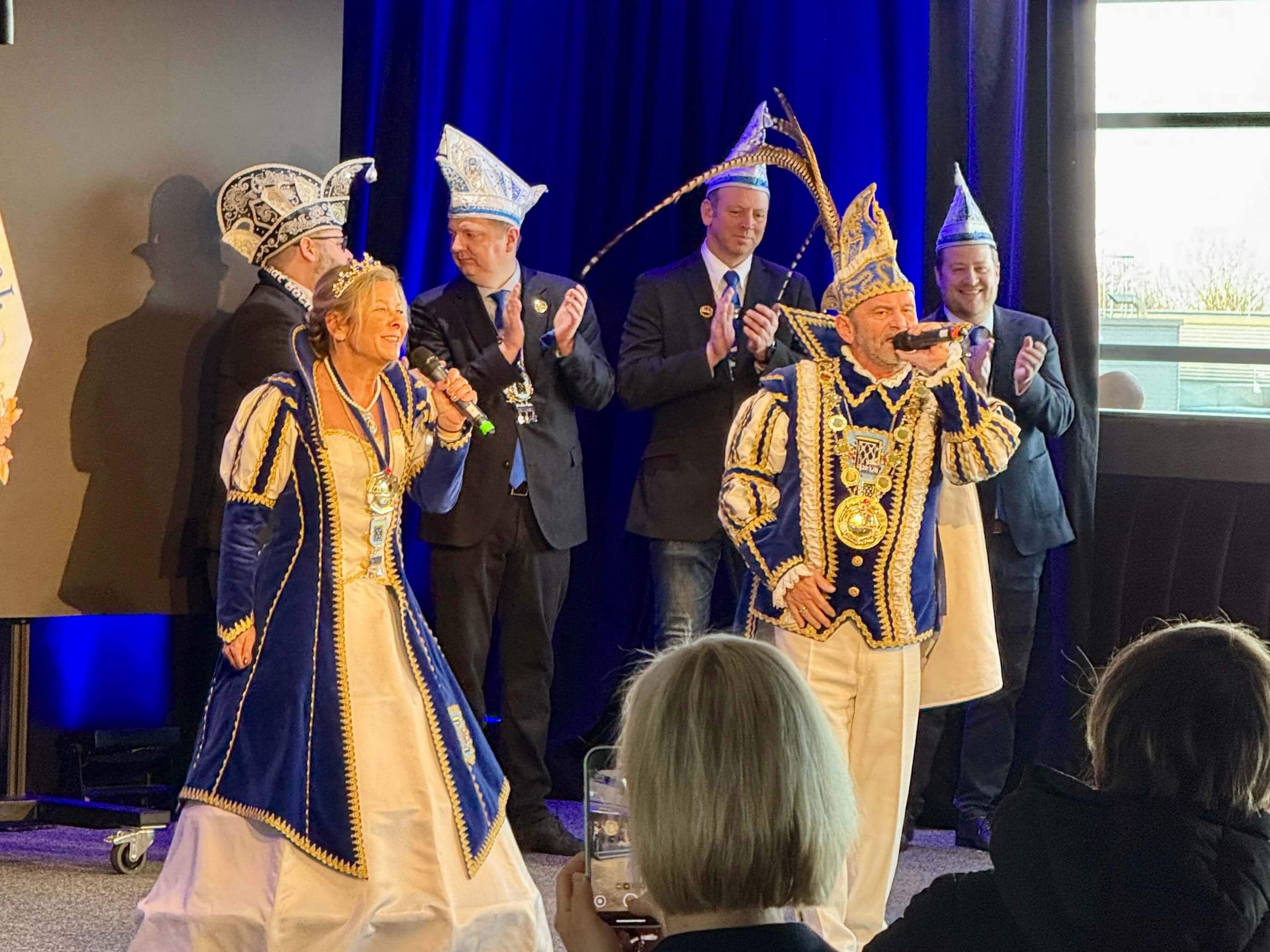 Das Stadtprinzenpaar Prinz Heinz I. und Prinzessin Andrea I. beim Meet and Greet vom Festausschuss Bochumer Karneval 2026 im Ruhrstadion