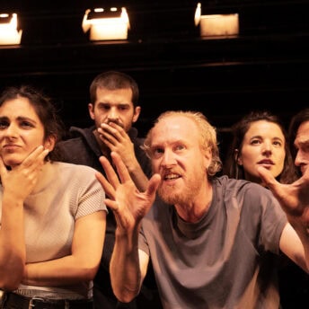 RCE: Danai Chatzipetrou, William Cooper, Konstantin Bühler, Mona Vojacek Koper, Oliver Möller (v. li.)