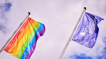 Regenbogenflagge (Rathaus Bochum)